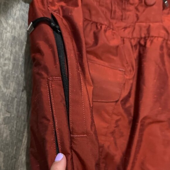 Holden Red Jacket with Black Lining - Picture 5 of 8